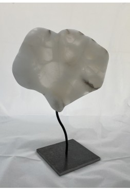 Sculpture en albâtre blanche, taille directe